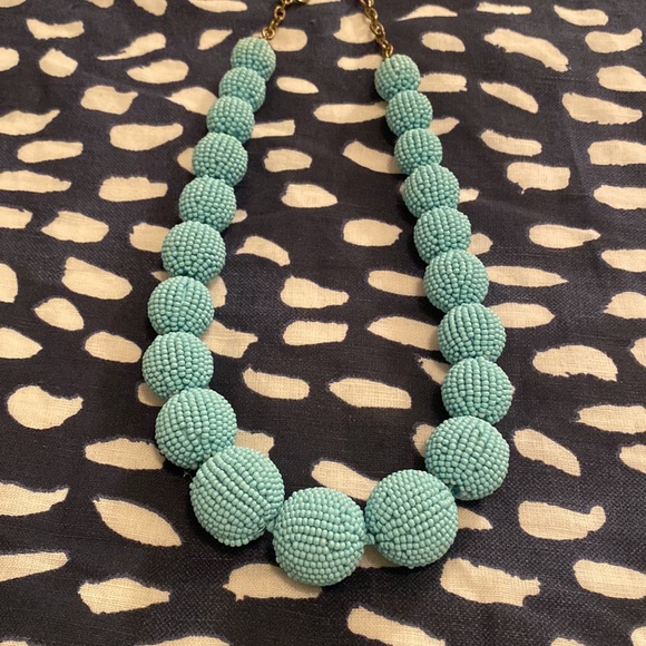 Turquoise beaded necklace - Picture 2 of 2